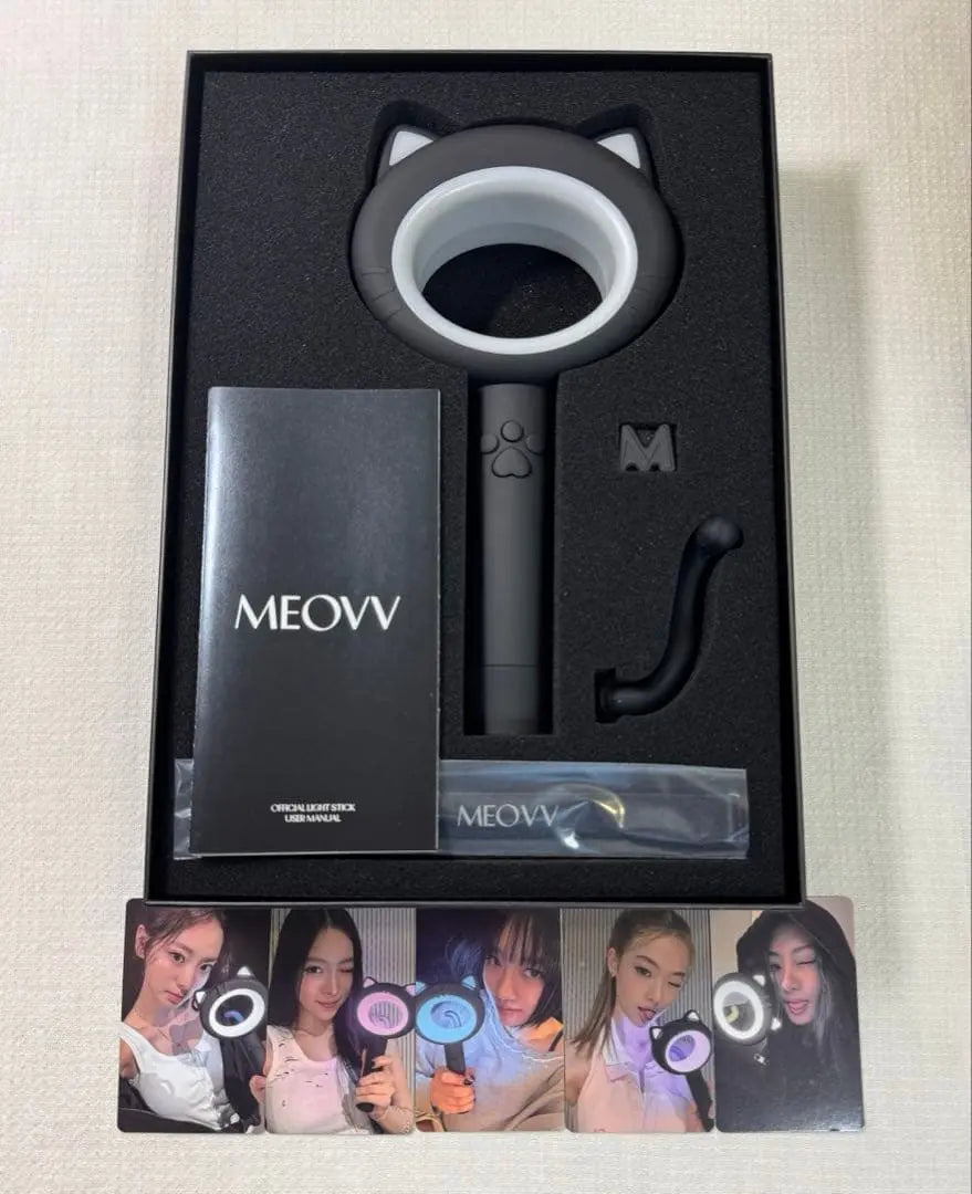 MEOVV - OFFICIAL LIGHTSTICK - AsianStan